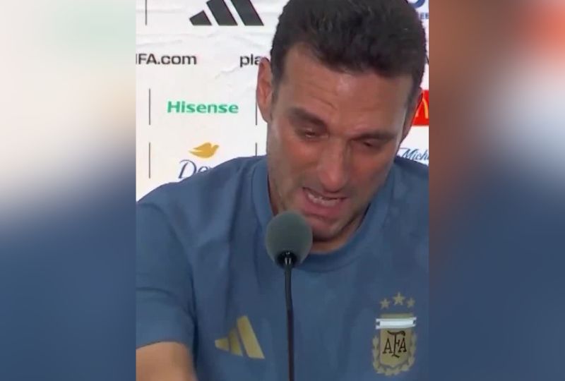 Argentina manager walks out of press conference in tears